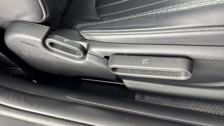 MINI Hatchback 1.5 Cooper Exclusive 3dr Auto Petrol Hatchback